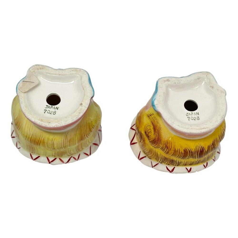 Vintage Salt & Pepper Set Two Girls Plaid Hats Ceramic Japan1950s - Picture 4 of 8